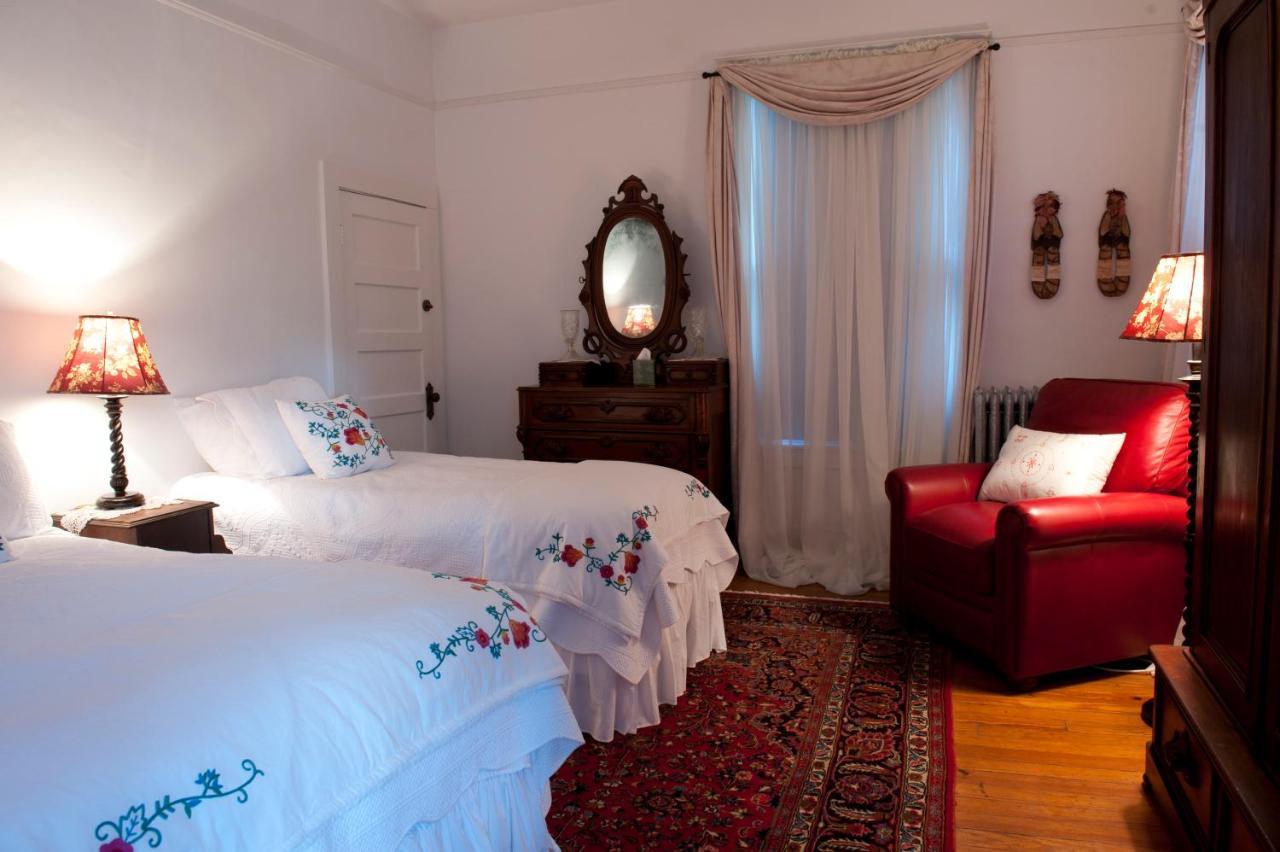 The Jackie O' House Bed And Breakfast Columbus Exterior photo